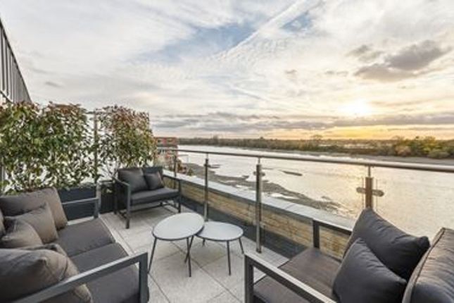 Rainville Road, Palace Wharf... 3 bed townhouse for sale