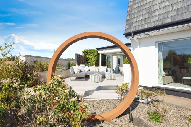 Saintfield Road, Lisburn BT27 4 bed detached house for sale