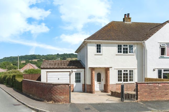 2 bedroom semi-detached house for sale