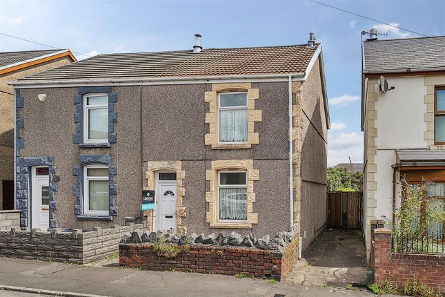 Middle Road, Gendros, Swansea 2 bed semi