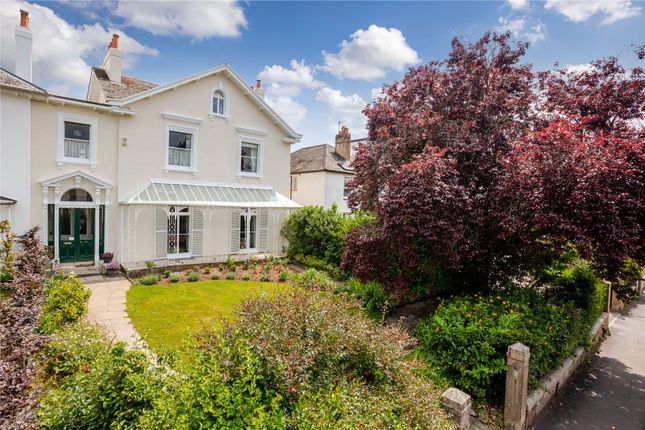 St. Leonards Road, Exeter, Devon, EX2 6 bed semi