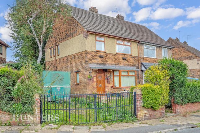 Ashbrook Crescent, Rochdale OL12 9AJ 3 bed semi