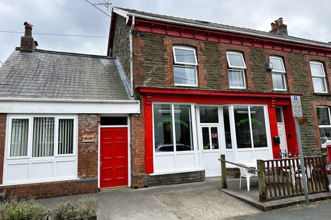 Heol Tawe, Abercrave, Swansea. 7 bed semi