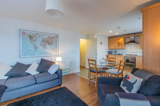 2 bed flat