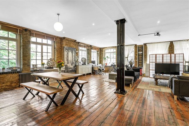 Middlesex Street, London, E1 1 bed apartment for sale