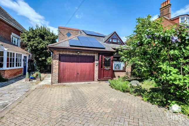 Victoria Road, Swanage BH19 4 bed detached house for sale