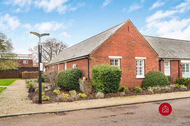 The Parade, Bicester OX27 1 bed character property for sale