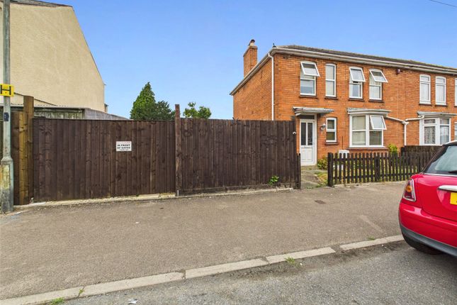 Wilton Road, Gloucester, GL1 3 bed semi