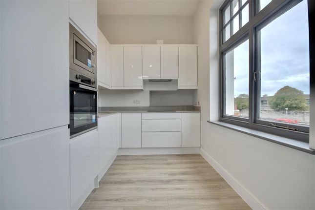 2 bed flat
