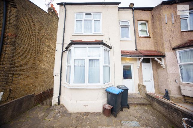 Stanley Road, London N9 2 bed maisonette for sale
