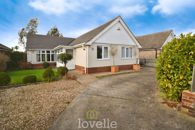 Station Avenue, New Waltham DN36 3 bed detached bungalow for sale