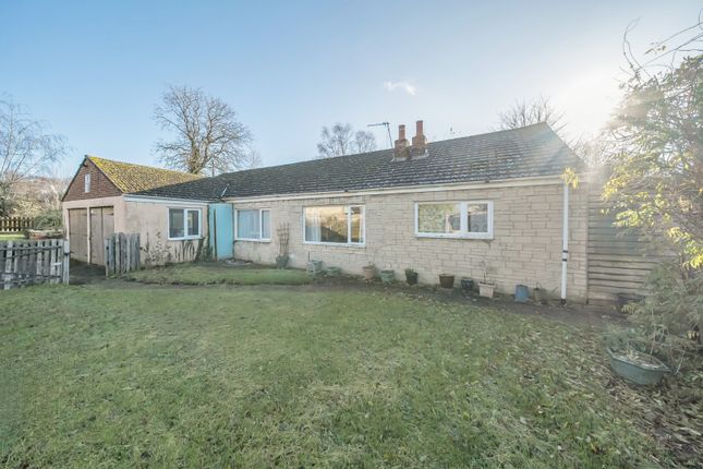 Waggon Path, Southmoor, Abingdon... 3 bed bungalow for sale