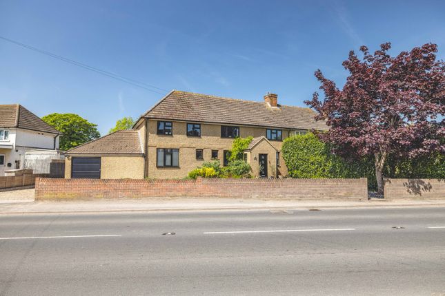 Langley Park Road, Iver SL0 5 bed semi