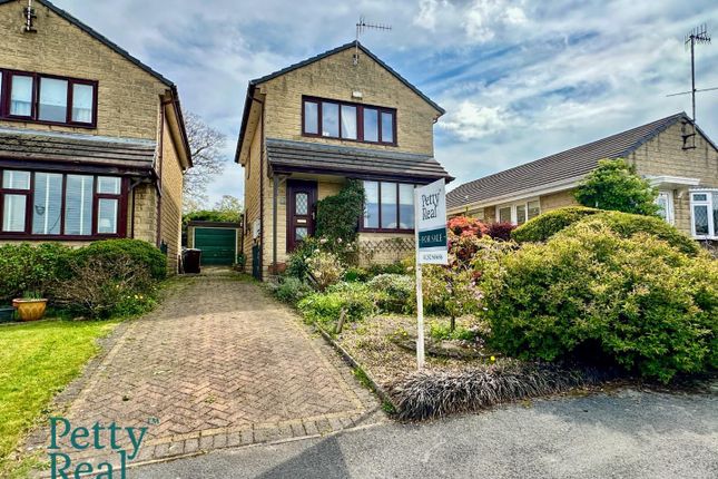 Horsfield Close, Colne 3 bed detached house for sale