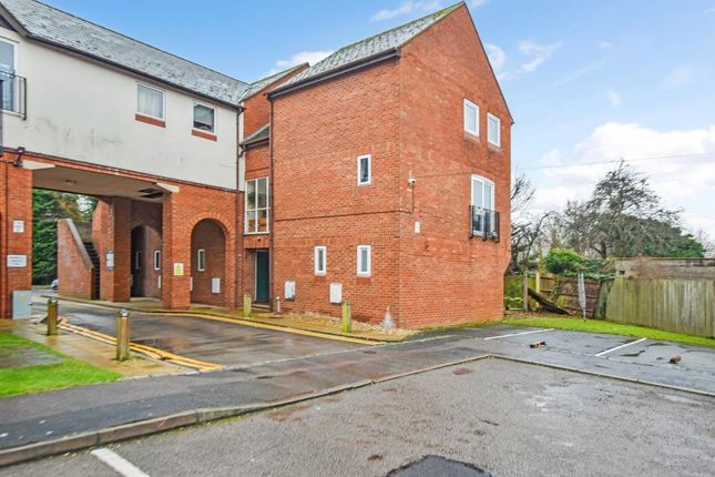 Westholm Court, Bicester 1 bed flat for sale