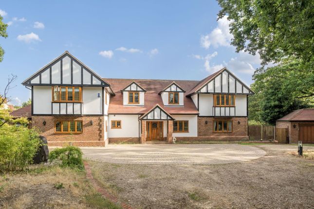 The Ridgeway, Hertfordshire EN6 5 bed detached house for sale