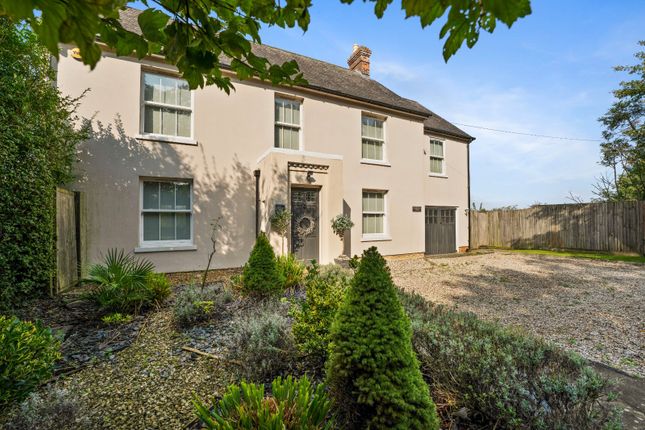 Cheeseman's Green Lane, Ashford, TN25 5 bed detached house for sale