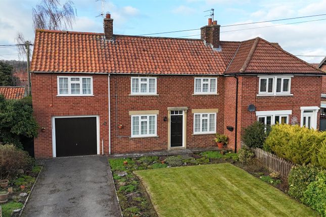 3 bedroom semi-detached house for sale