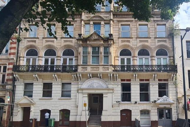 2 bed flat