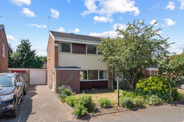 11 Riverside Close, Upton Upon... 3 bed semi