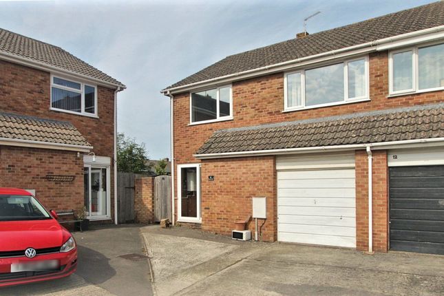 4 bedroom semi-detached house for sale