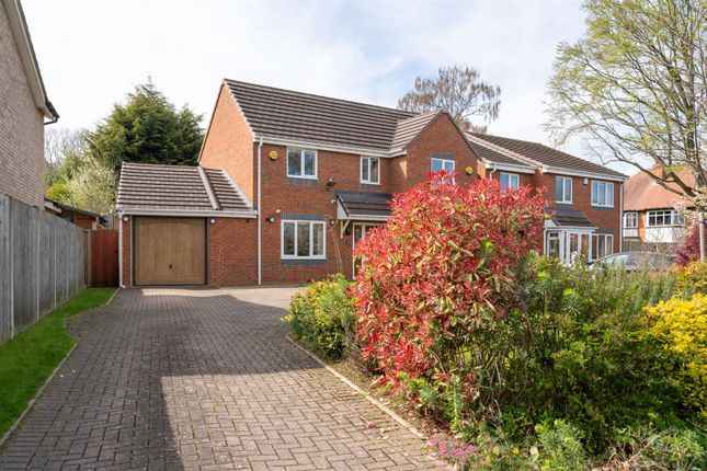 Dovecote Close, Solihull 4 bed detached house for sale