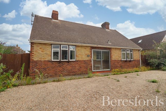 Wellands Close, Wickham Bishops, CM8 3 bed bungalow for sale