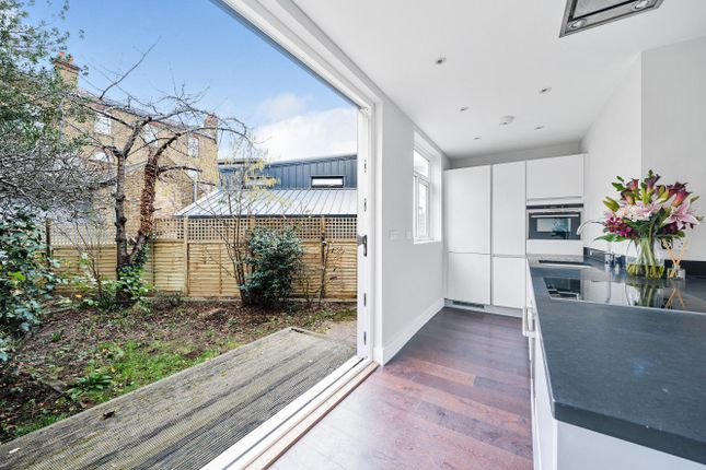 Bendemeer Road, London, SW15 4 bed end of terrace house for sale