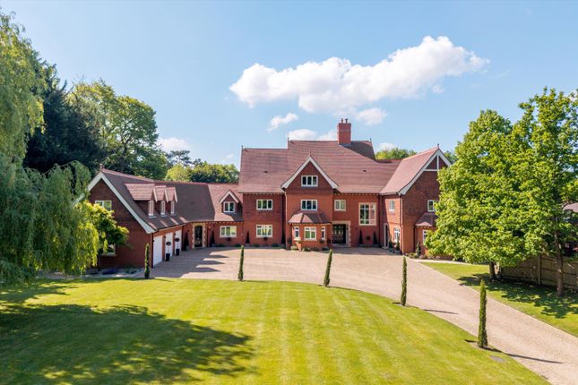 Grove Road, Seal, Sevenoaks, Kent, TN15 6 bed detached house for sale
