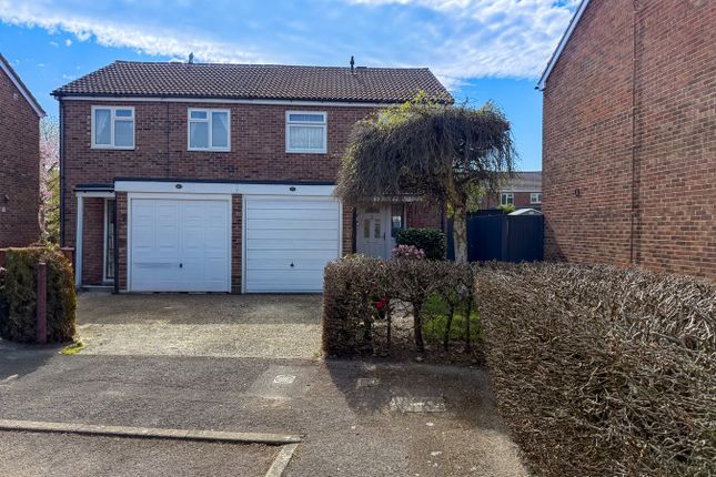Tadham Place, Thatcham, RG19 3 bed semi