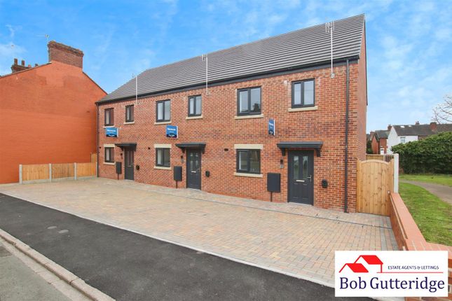 Heath Street, Newcastle, Staffs 3 bed townhouse for sale