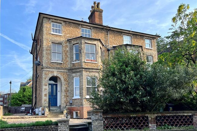 1 bed flat