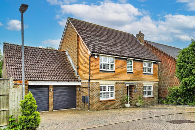 Nightingale Road, Cheshunt 5 bed detached house for sale