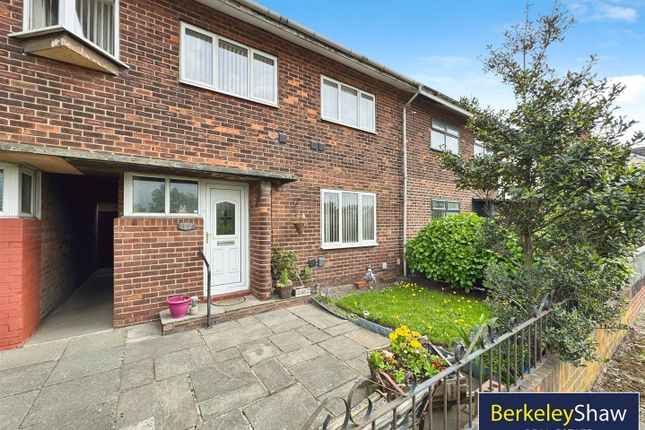 Crosby Road South, Liverpool 3 bed terraced house for sale