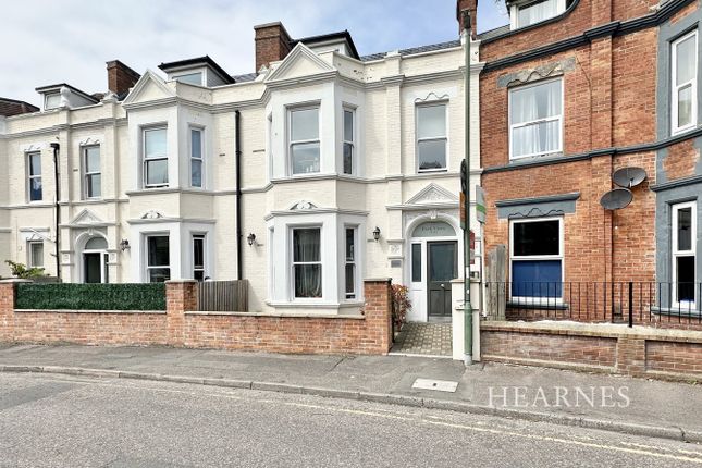Park Views, The Crescent... 1 bed apartment for sale