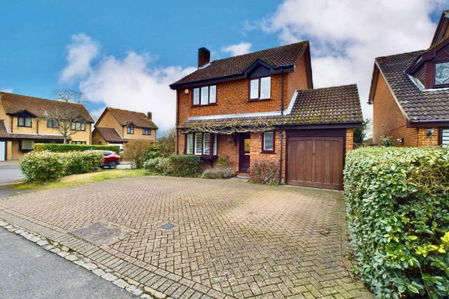 Isis Close, Winnersh, Wokingham... 4 bed detached house for sale