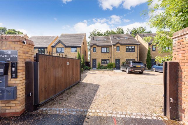 4 bedroom semi-detached house for sale