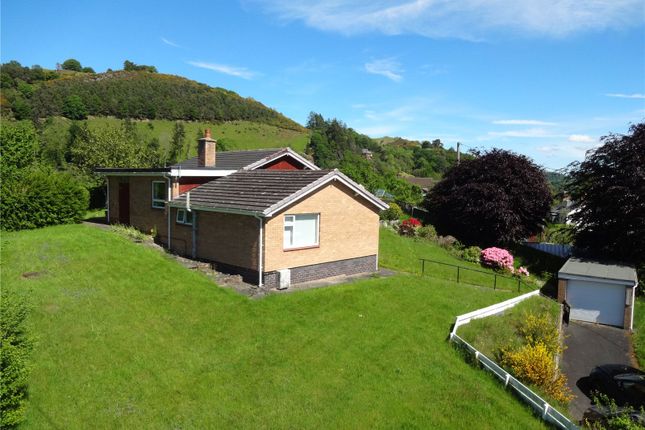 Derwlwyn Lane, Llanfyllin, Powys, SY22 3 bed bungalow for sale