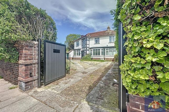 Scarisbrick New Road, Southport PR8 4 bed semi