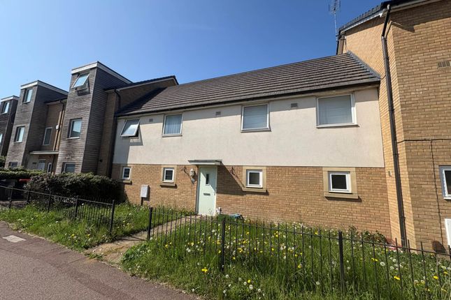 Newport Road, Milton Keynes MK10 2 bed coach house for sale