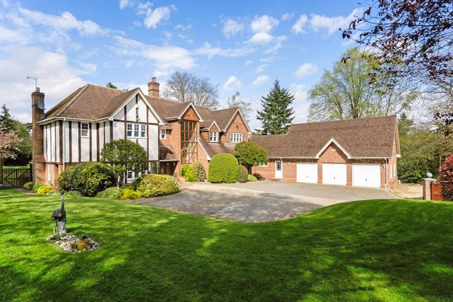 6 bedroom detached house for sale