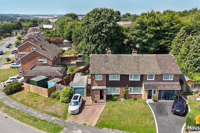 Grays Lane, Downley Village, HP13 5TZ 3 bed semi