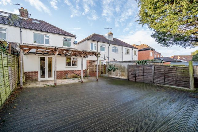 3 bedroom semi-detached house for sale