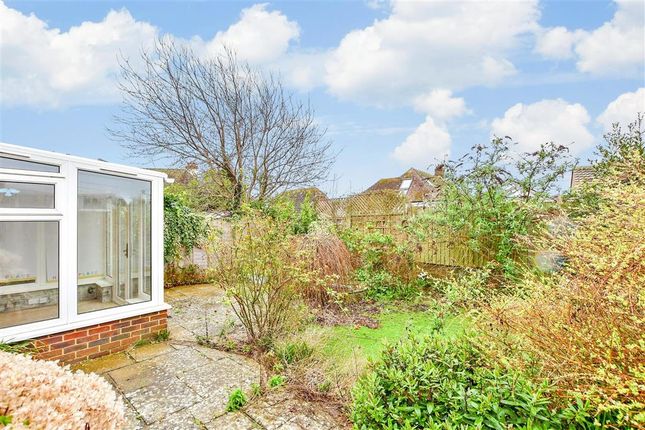 2 bed detached bungalow