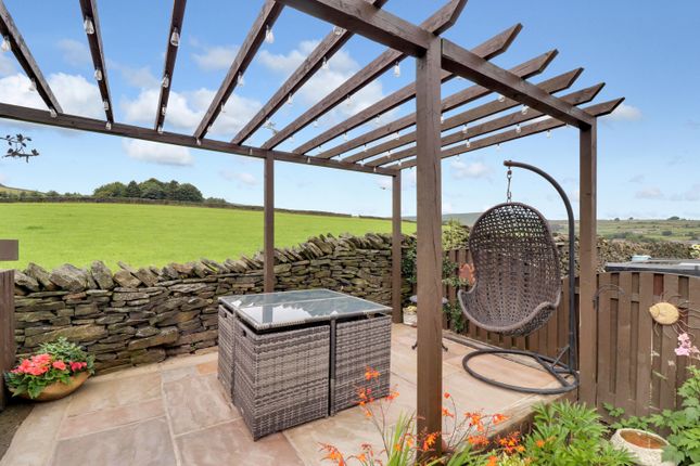 2 bedroom semi-detached bungalow for sale