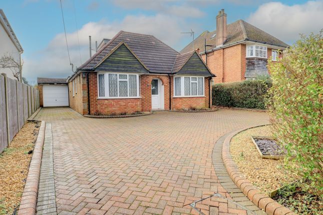 Brimmers Hill, High Wycombe HP15 3 bed bungalow for sale