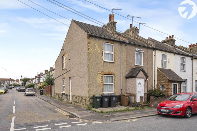 Carlisle Road, Dartford, Kent, DA1 2 bed end of terrace house for sale