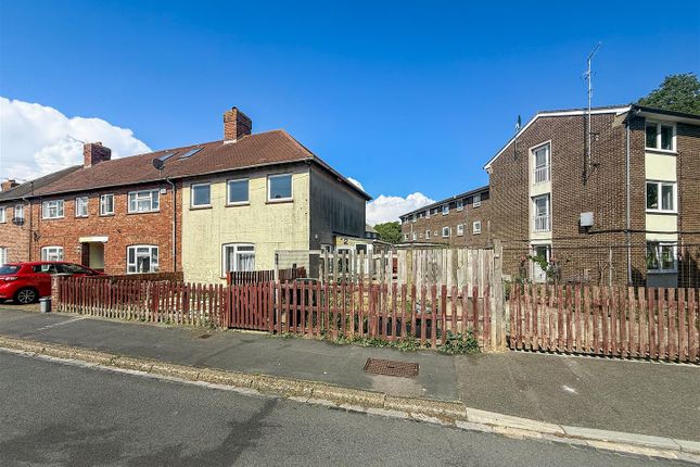 Hilsea Crescent, Portsmouth 3 bed end of terrace house for sale