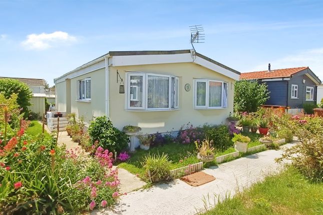 Kingsmead Park, Allhallows, Rochester 2 bed bungalow for sale