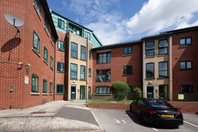 Birch Lane, Manchester M13 2 bed flat for sale